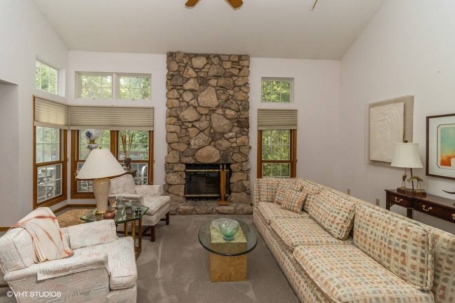 Urbandale, IA 50322,2631 82nd Street