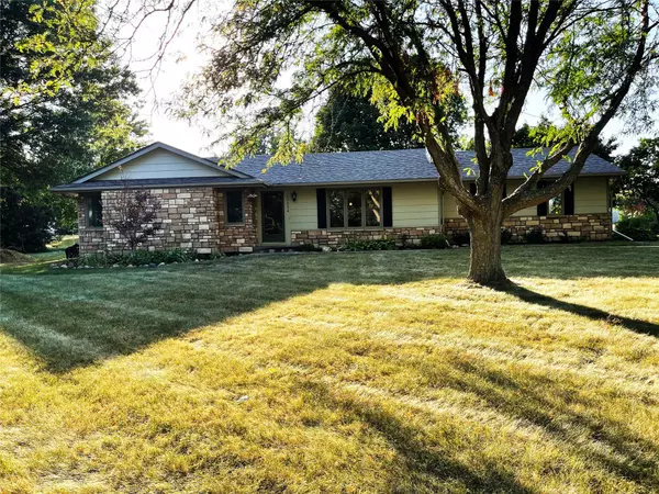 10854 NW 103rd Court, Granger, IA 50109