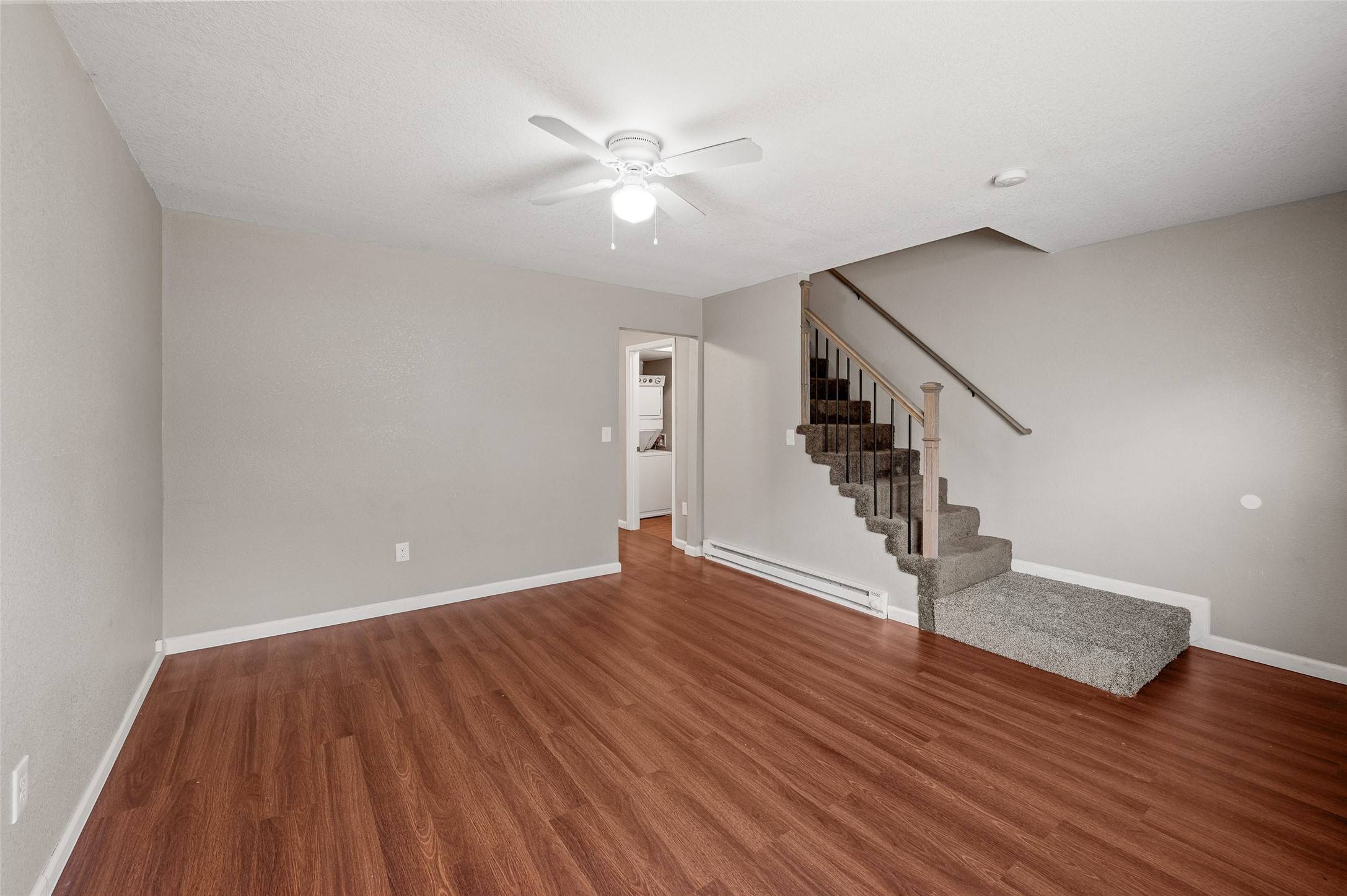 Des Moines, IA 50316,844 Walker Street