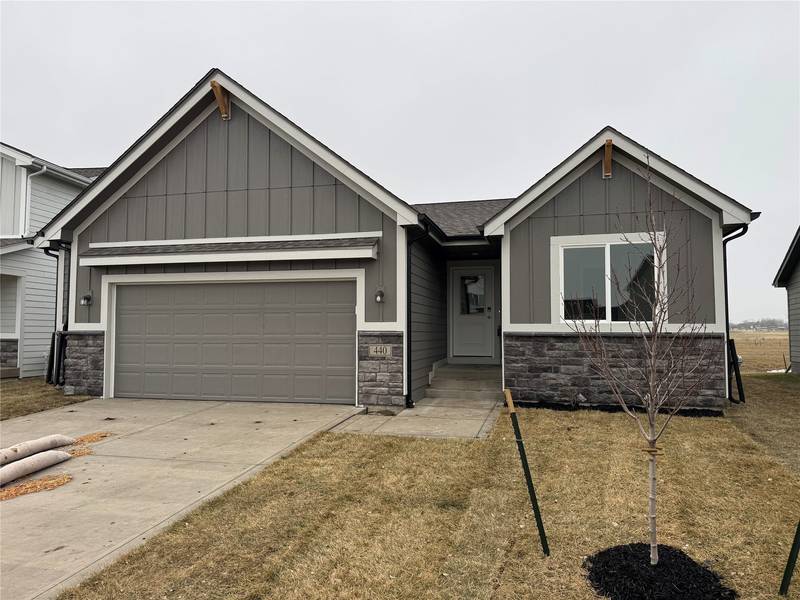 440 NW Compass Avenue, Waukee, IA 50263