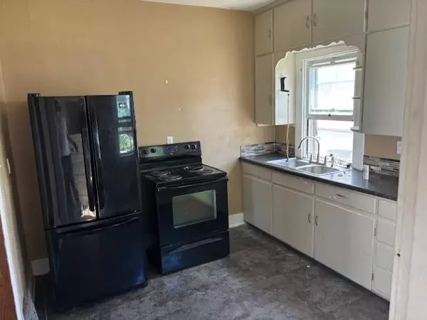 Cedar Rapids, IA 52402,211 17th Street NE