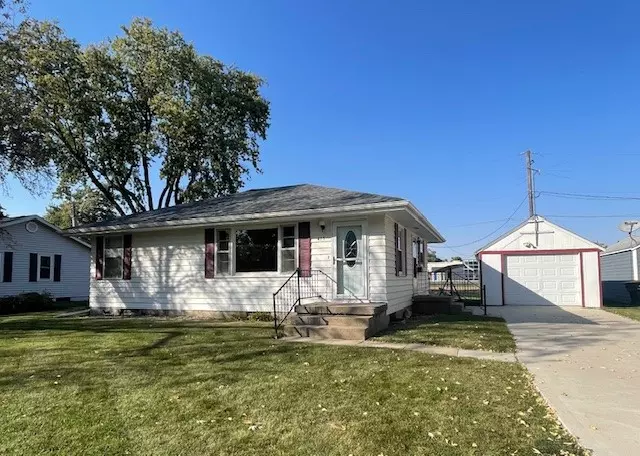 415 S School Street, Waukee, IA 50263