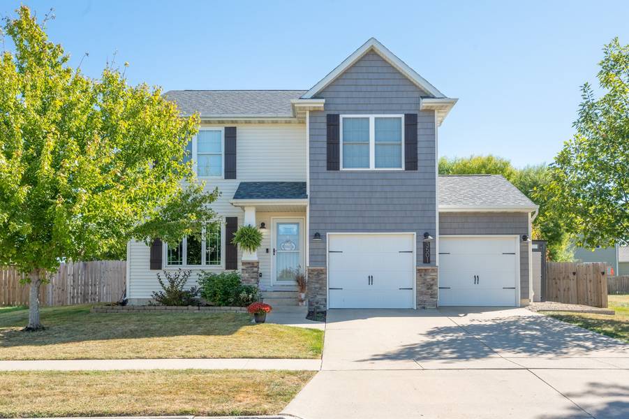 3501 Maple Drive SW, Bondurant, IA 50035