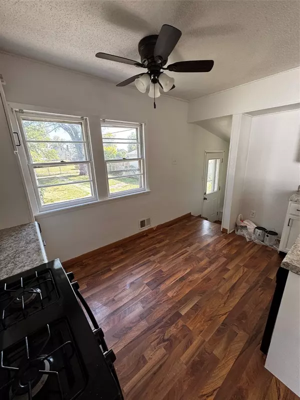 Ottumwa, IA 52501,122 N James Street