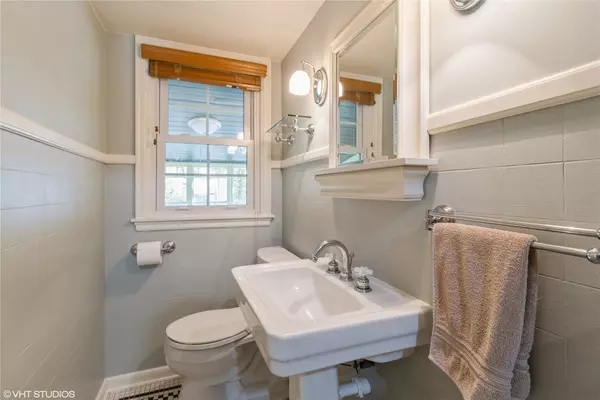 2605 39th Street Des Moines, IA 50310