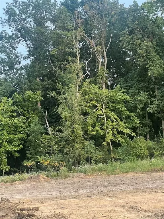 Des Moines, IA 50317,5679 Walnut Ridge Drive