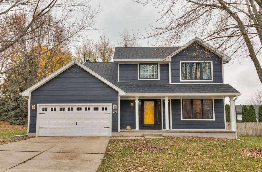 6562 Center Street, West Des Moines, IA 50266