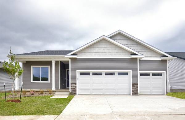 1064 NE 64th Avenue, Des Moines, IA 50313
