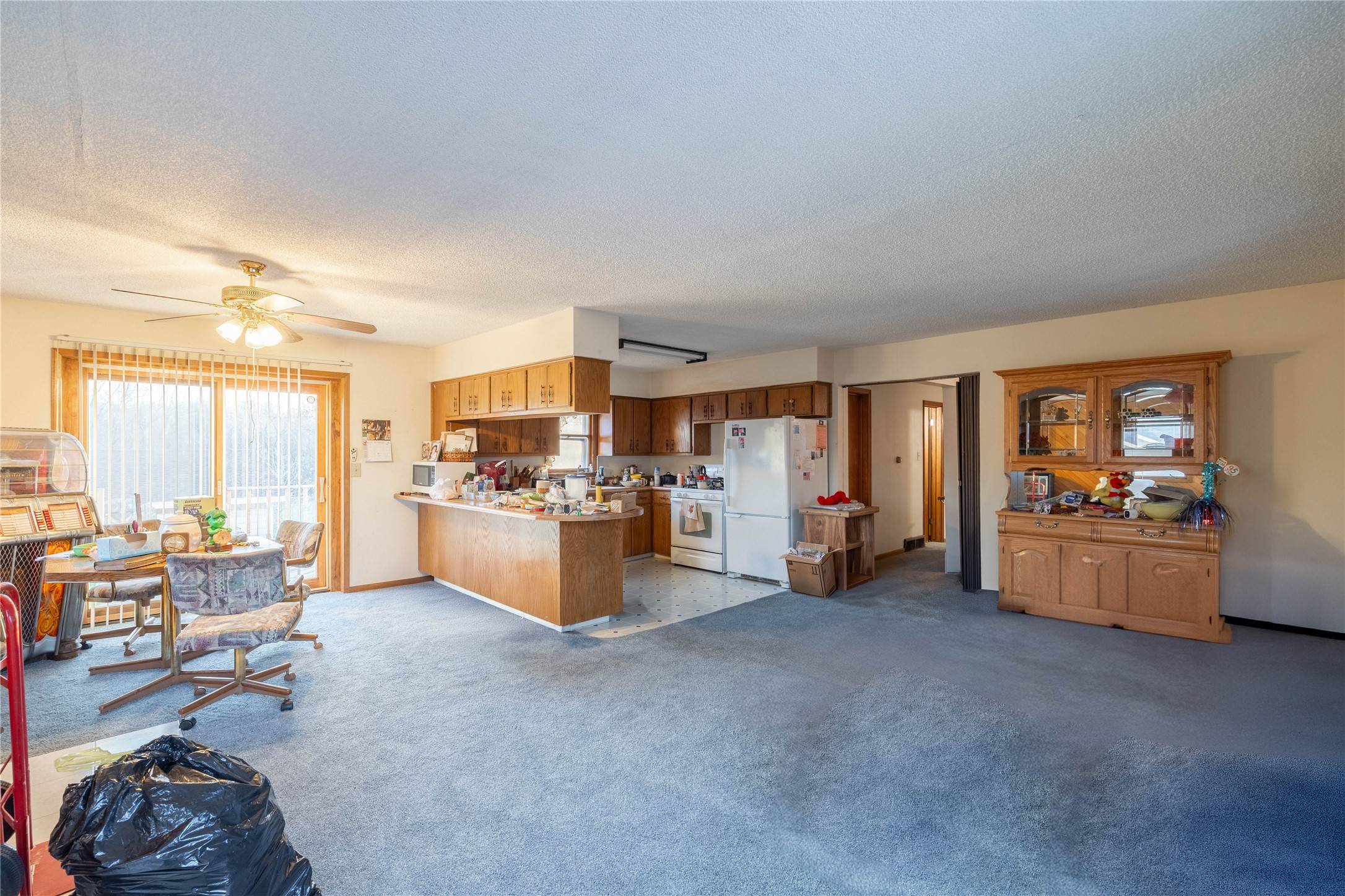 Des Moines, IA 50320,1615 E Emma Avenue