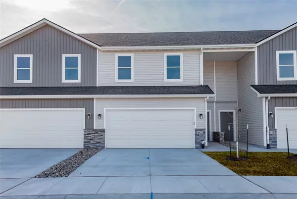 6121 Tungsten Drive, Pleasant Hill, IA 50327