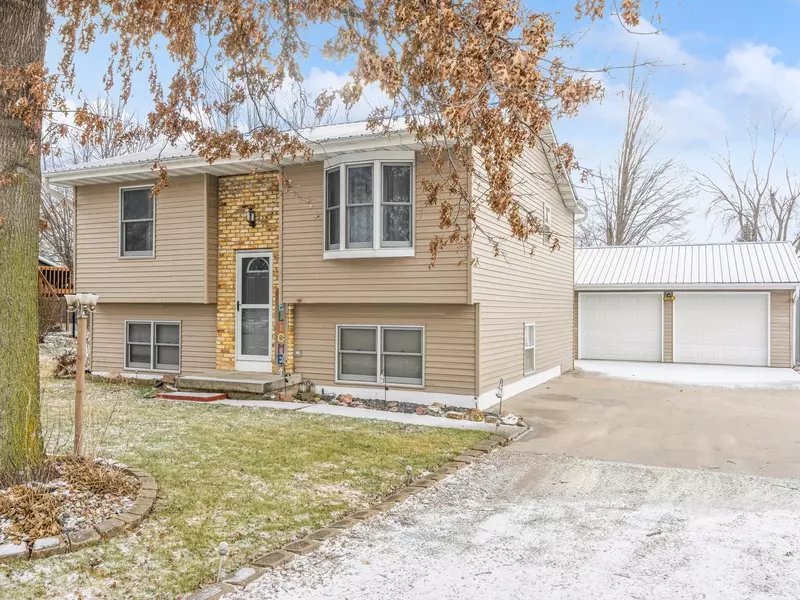 918 Reuel Avenue, Kellogg, IA 50135