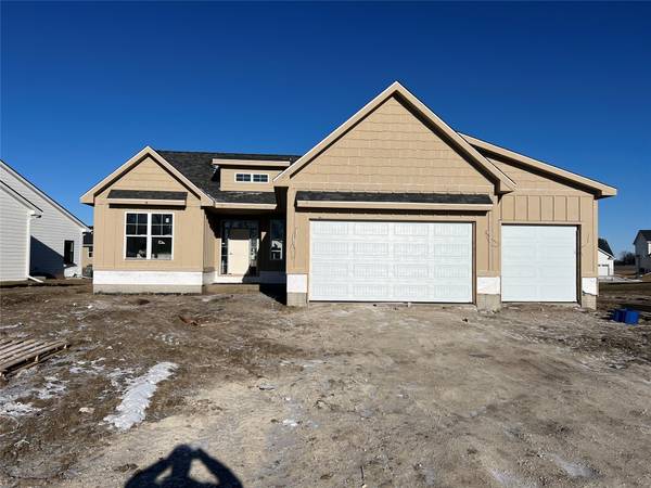 1395 NW Red Oak Drive, Waukee, IA 50263