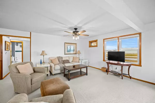 Yale, IA 50277,1014 Hill Street