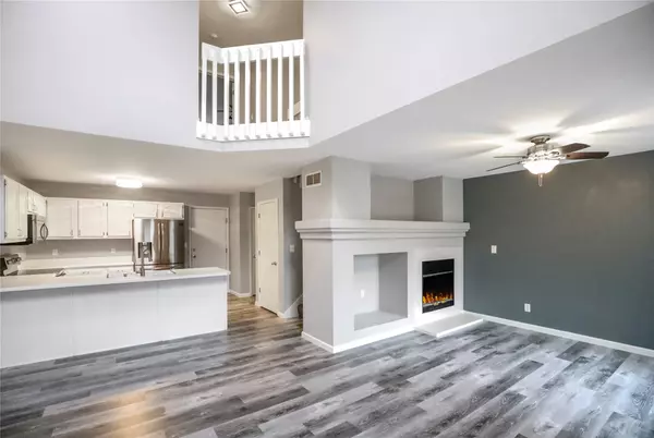 Grimes, IA 50111,206 SE Cedarwood Court