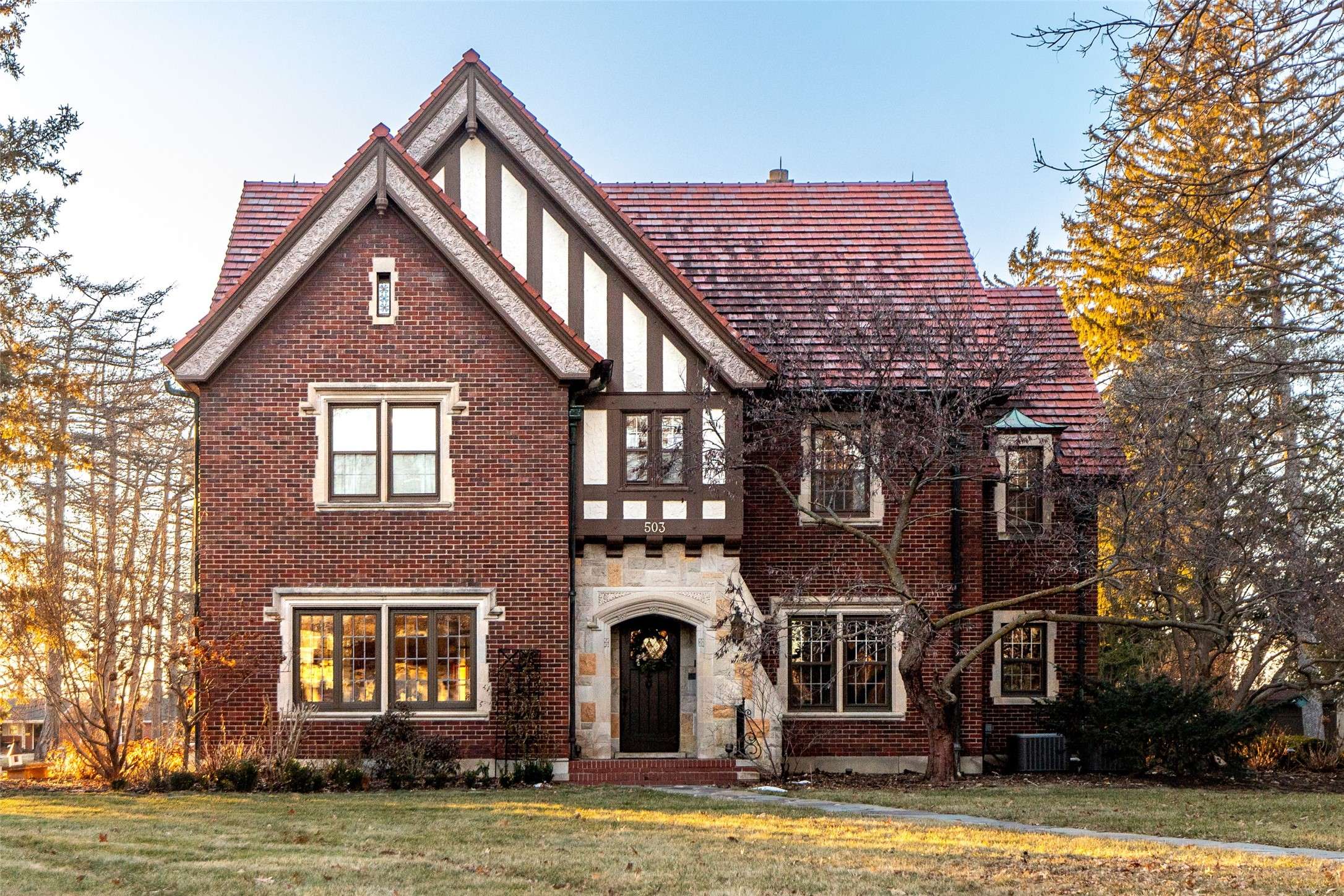 house_img