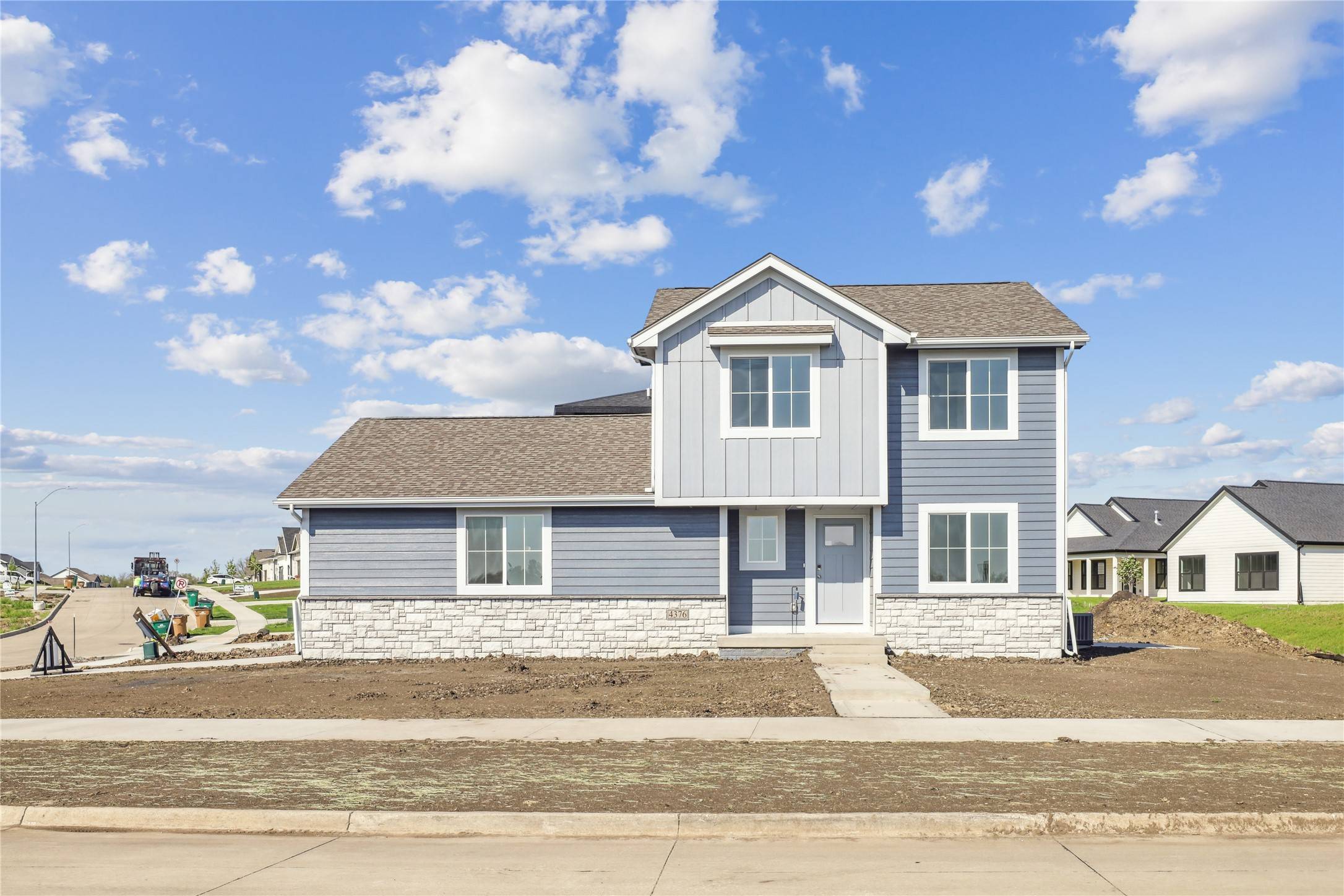 4376 Westgate Parkway, Clive, IA 50325