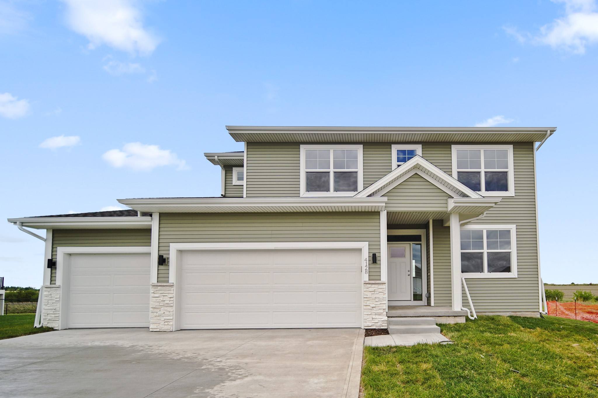 4128 6th Avenue SW, Altoona, IA 50009