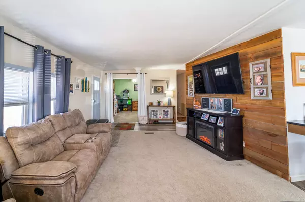 Osceola, IA 50213,1460 U.S 69 Highway