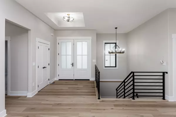 Urbandale, IA 50323,4744 144th Street