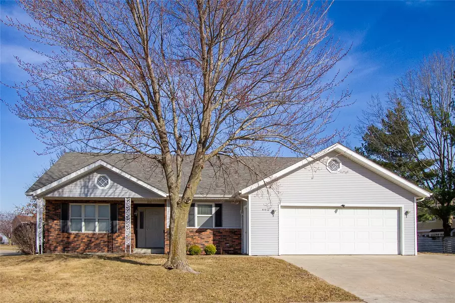 416 E 15th Street, Pella, IA 50219