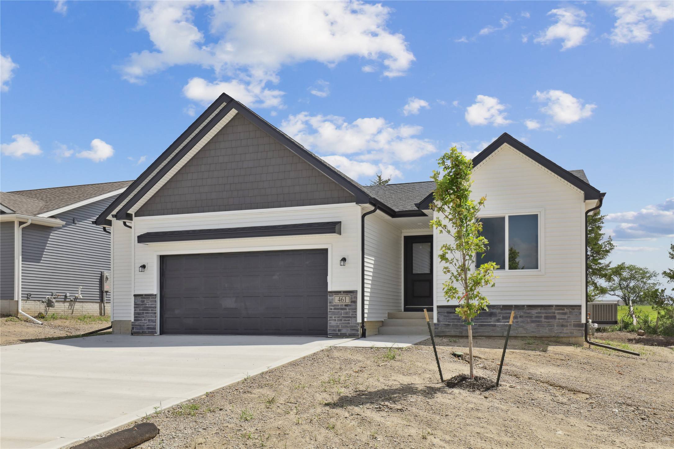 461 Napoli Avenue, West Des Moines, IA 50266