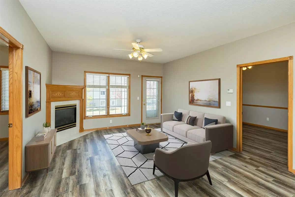 Waukee, IA 50263,1325 SE Florence Drive #207