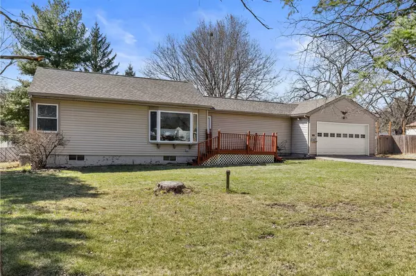 1028 66th Street, Windsor Heights, IA 50324