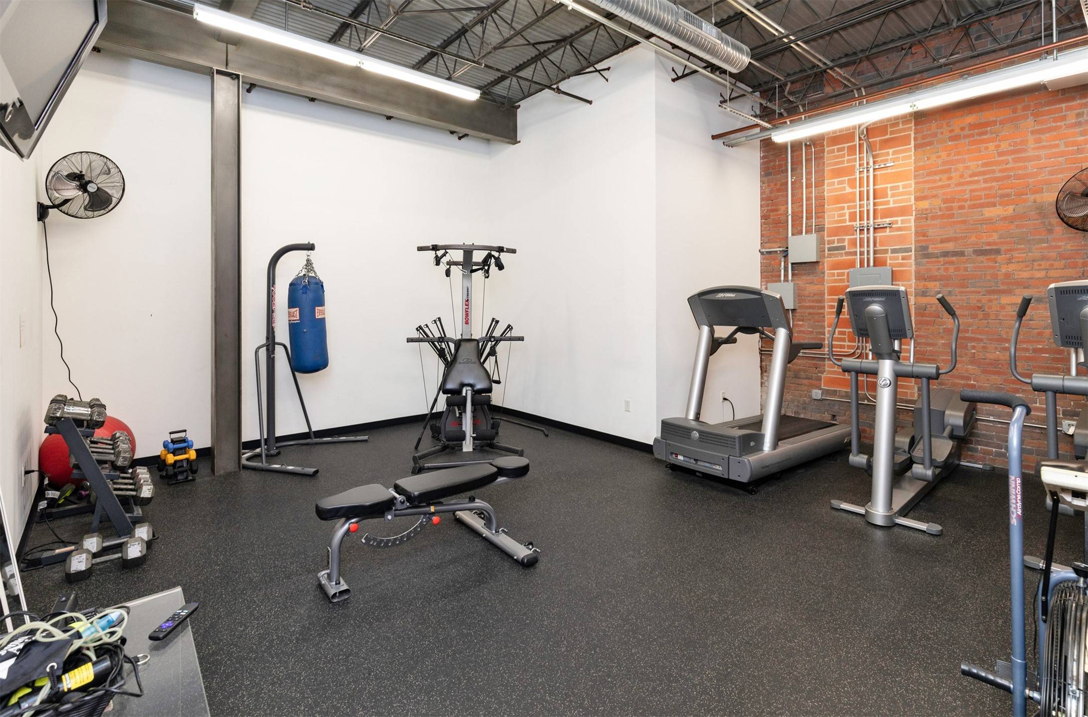 Des Moines, IA 50309,301 E Court Avenue #203