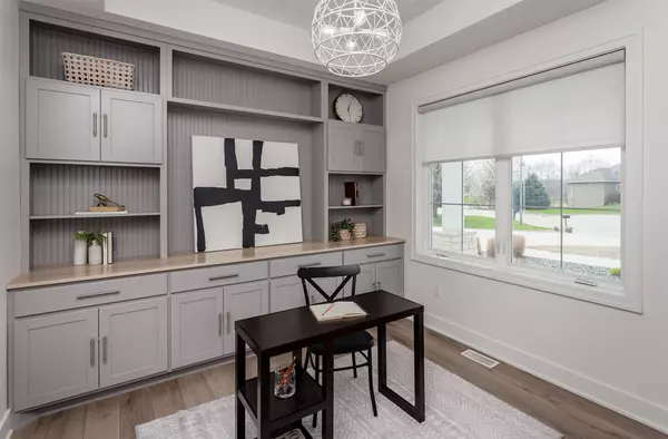 Cumming, IA 50061,3325 N Doe Run Drive