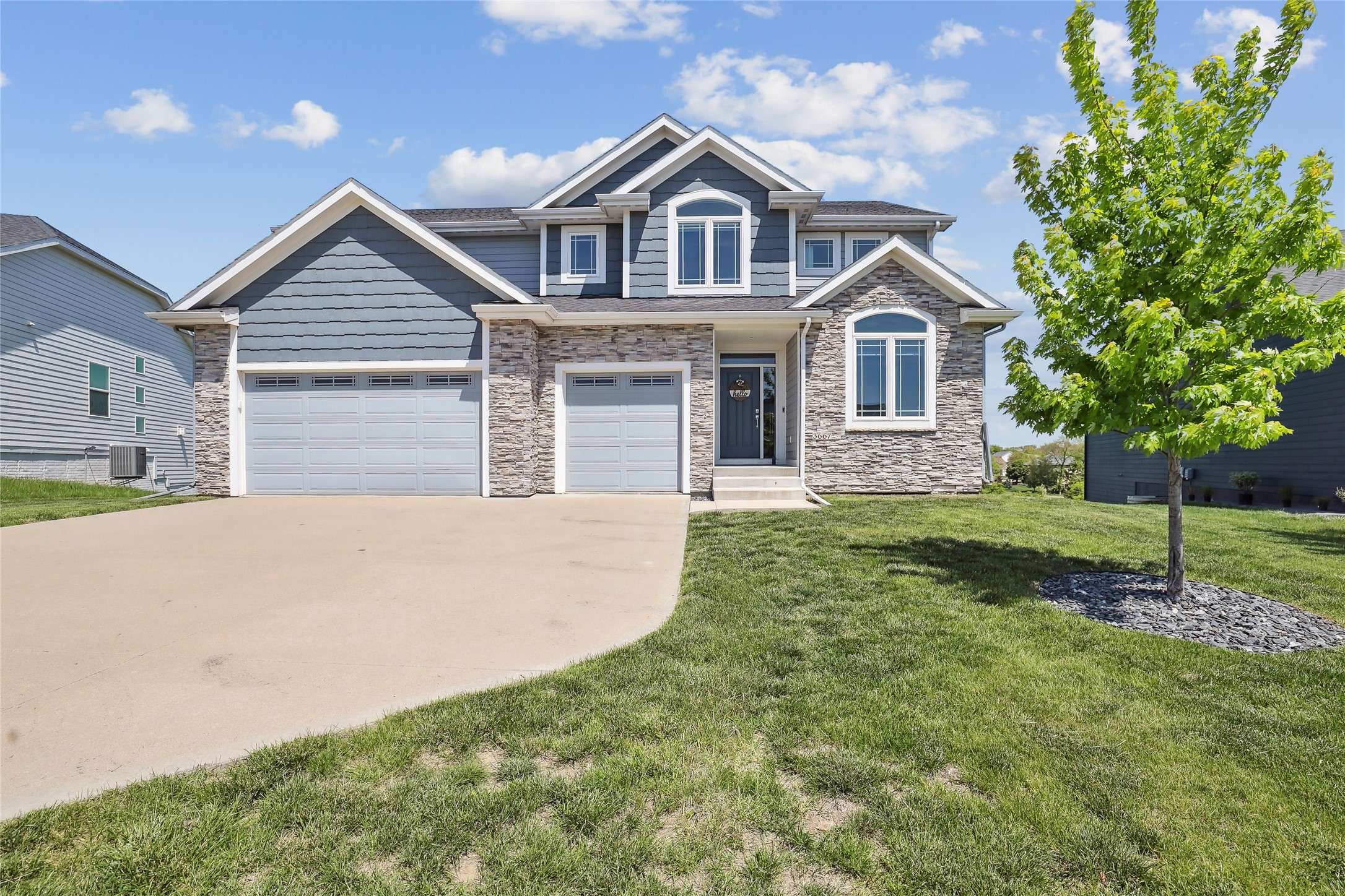 3667 NW 165th Street, Clive, IA 50325