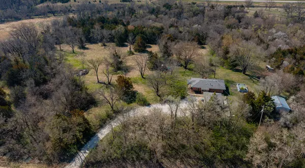 17178 358th Place, Earlham, IA 50072