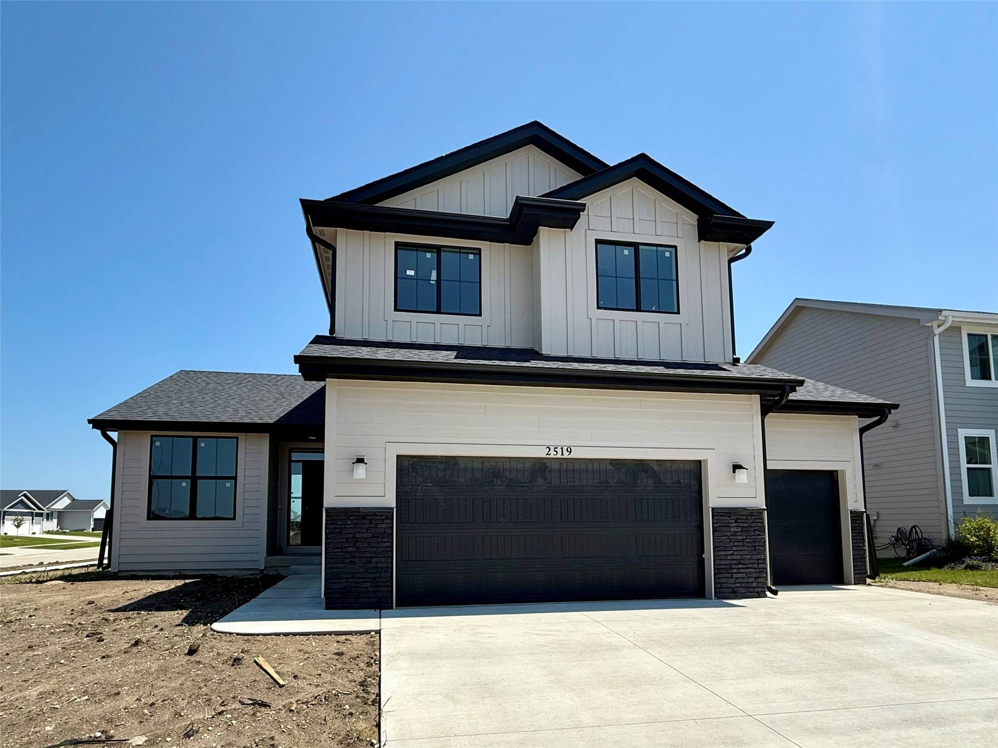 2519 NW Linwood Court, Ankeny, IA 50023
