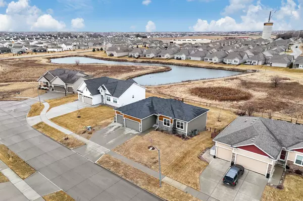 Ankeny, IA 50023,3806 NW Applewood Court