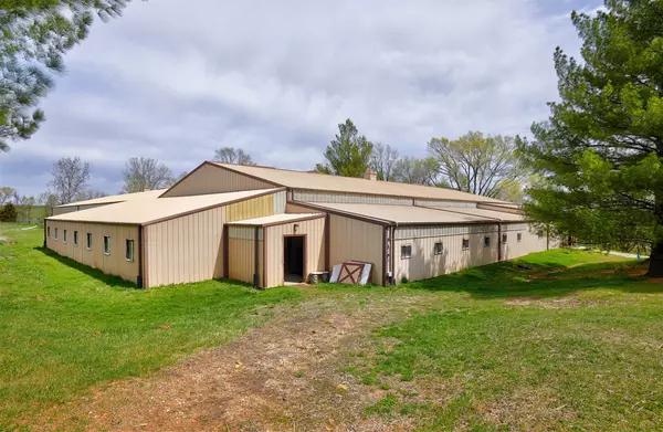 Redfield, IA 50233,2821 Abilene Avenue