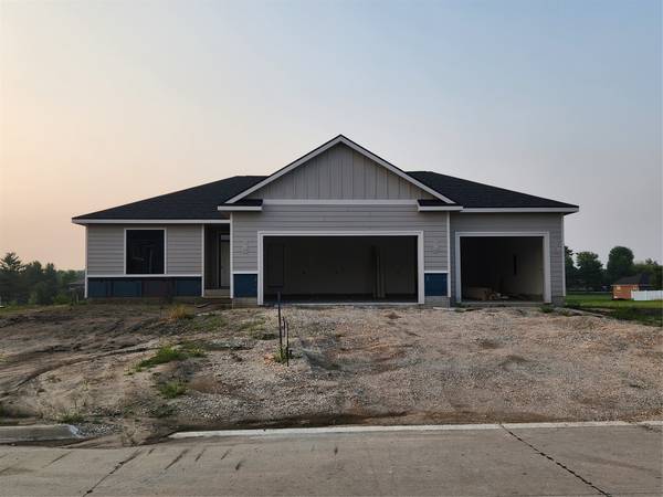 530 Walnut Drive, Huxley, IA 50124