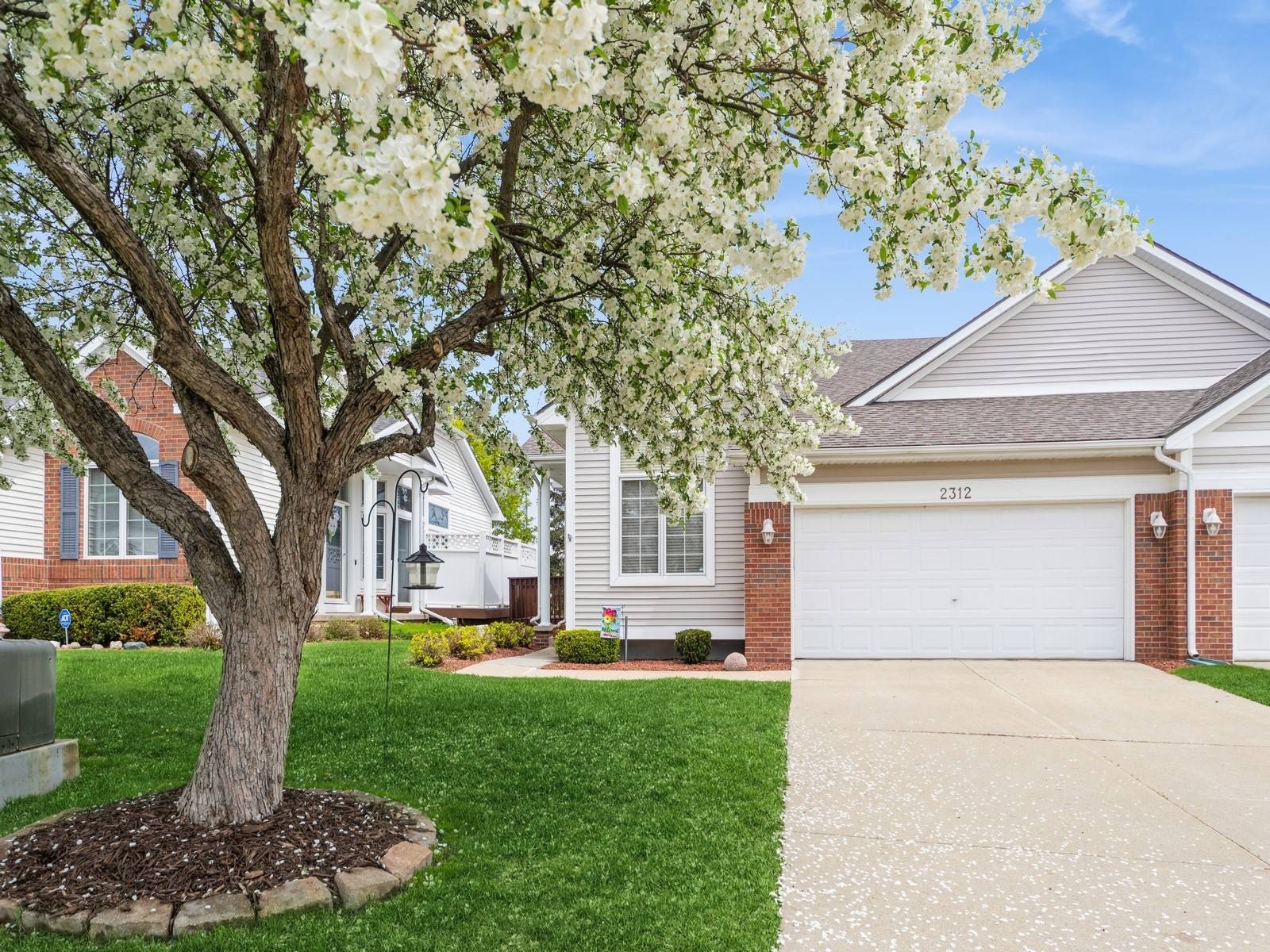 West Des Moines, IA 50265,2312 Valley Ridge Place