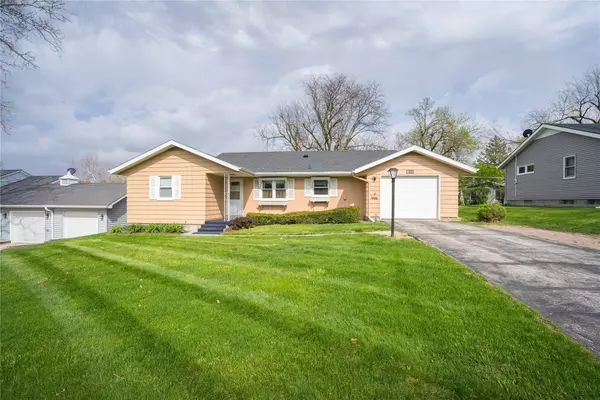 810 15 Street, Perry, IA 50220