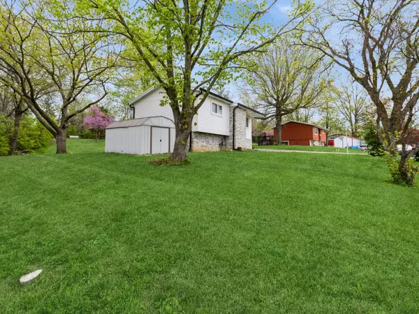 Lamoni, IA 50140,520 Lakeview Drive