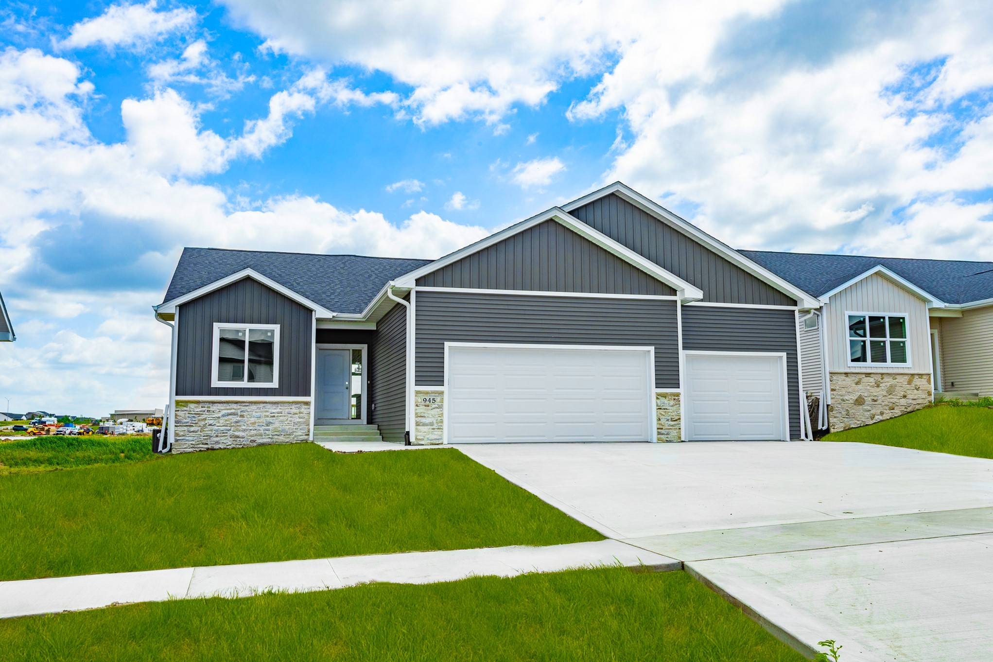 945 11th Street, Waukee, IA 50263