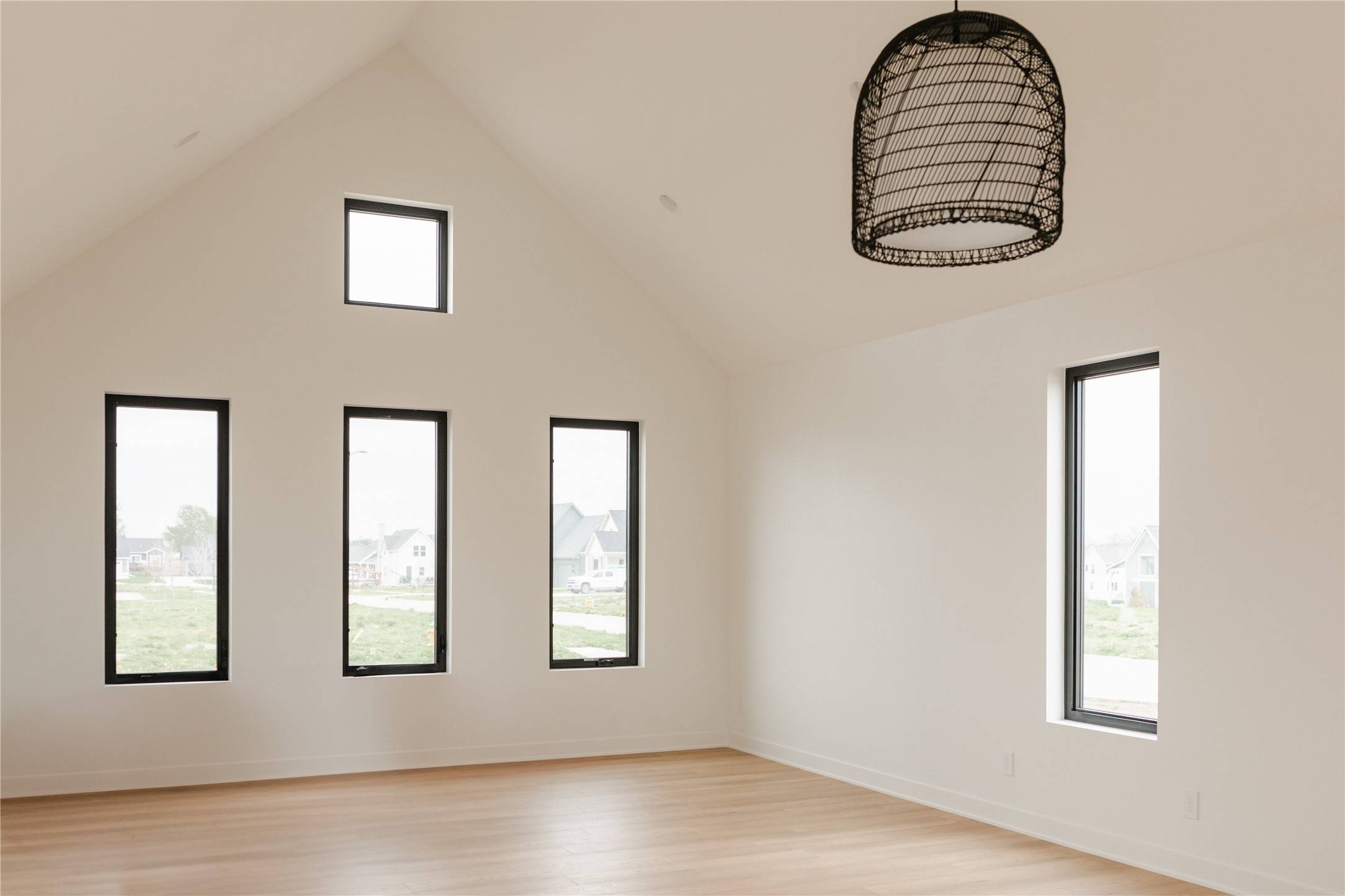 305 N 38th Street, Cumming, IA 50061