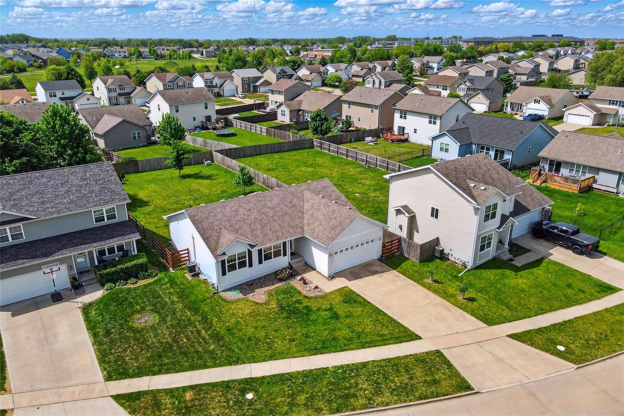 9372 Fairview Drive, West Des Moines, IA 50266