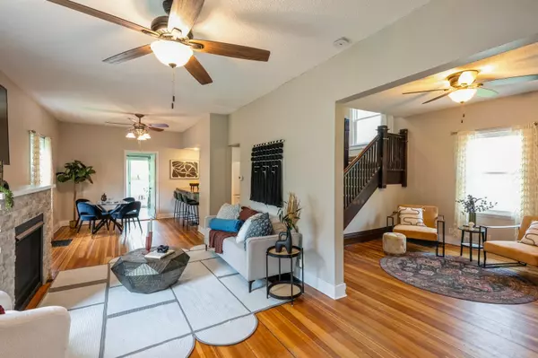 Des Moines, IA 50312,828 25th Street