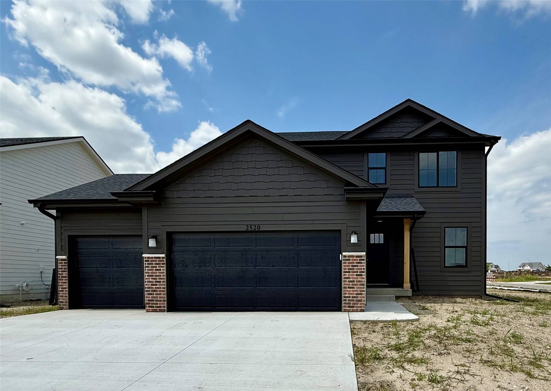 2520 NW Linwood Court, Ankeny, IA 50023