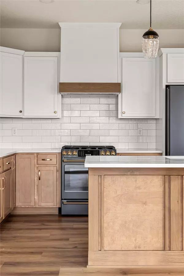 Van Meter, IA 50261,4855 Synergy Street