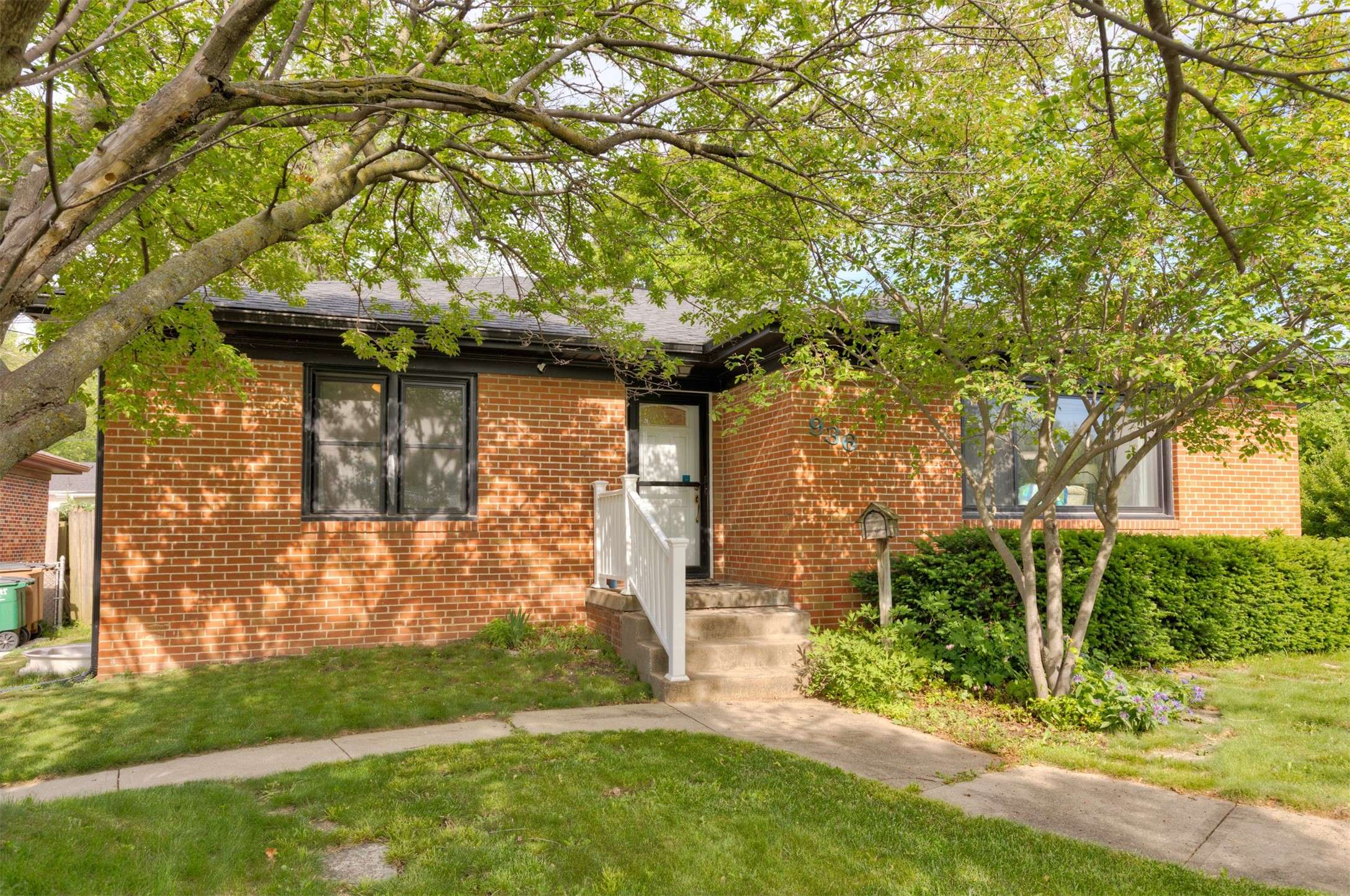 West Des Moines, IA 50265,936 15th Street