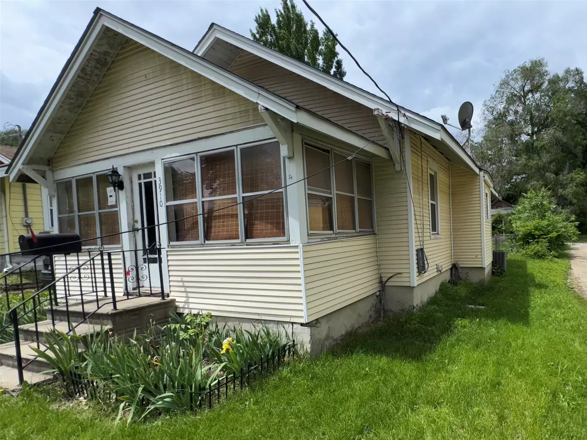 Des Moines, IA 50313,3910 2nd Avenue