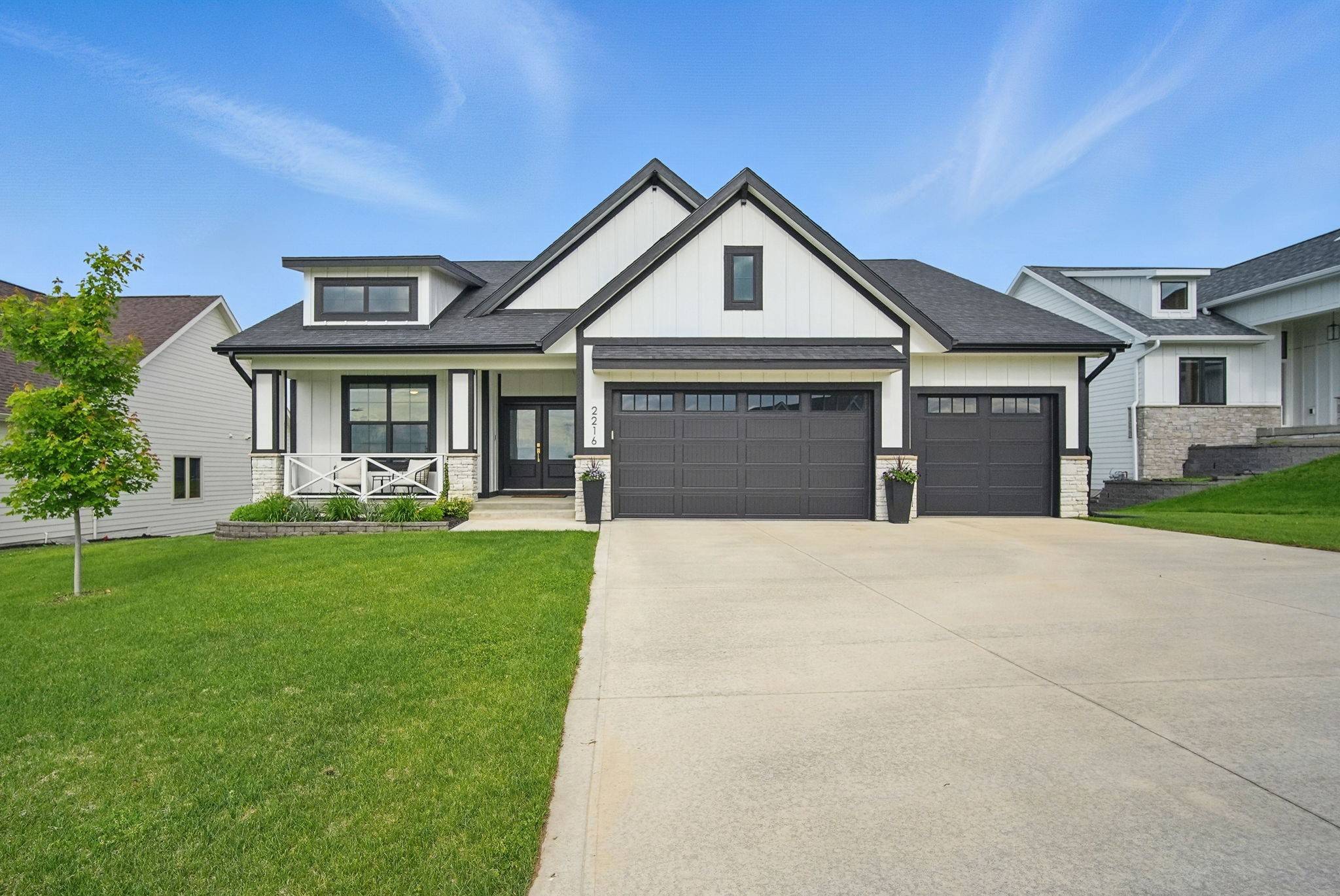 2216 Timberview Drive, Norwalk, IA 50211