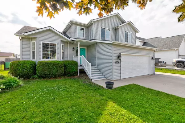 607 Larson Drive, Huxley, IA 50124