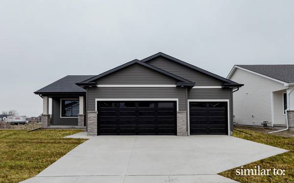 9383 Modena Lane, West Des Moines, IA 50266