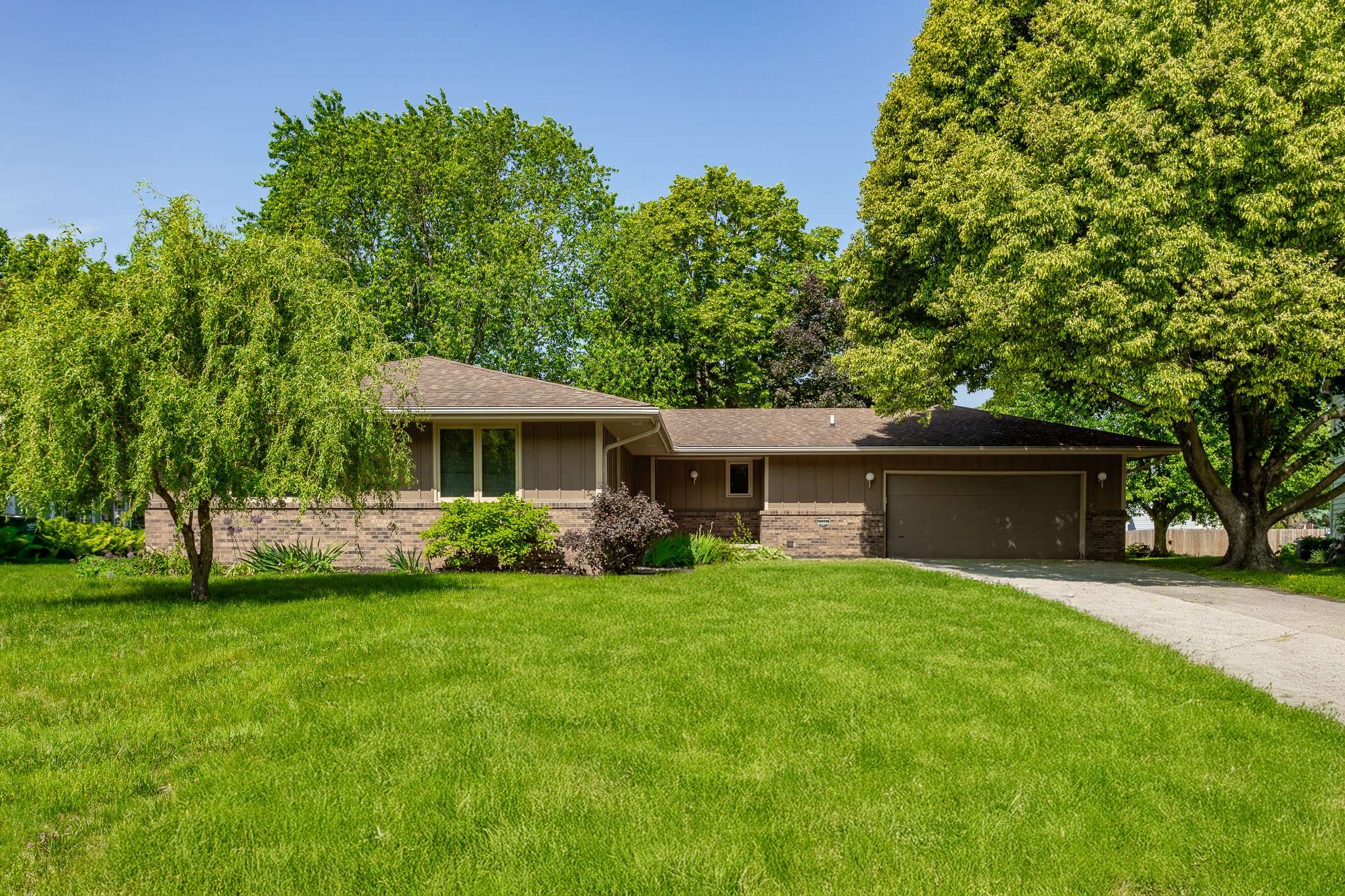 4516 77th Street, Urbandale, IA 50322